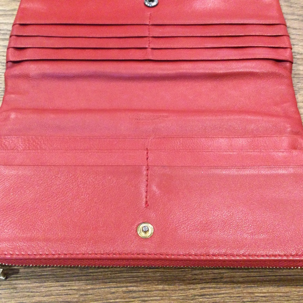 Bottega Veneta Intrecciato Weave Leather Wallet - Picture 8 of 15